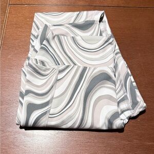 PINK Victoria's Secret Gray and White Swirl Leggings